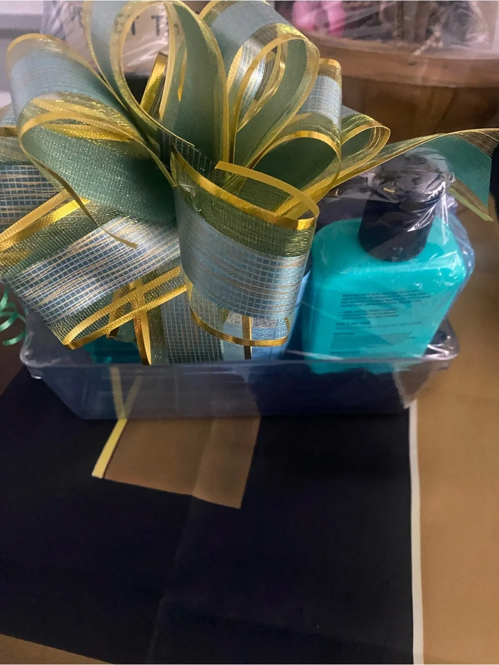 Men’s Everyday Essentials Gift Basket